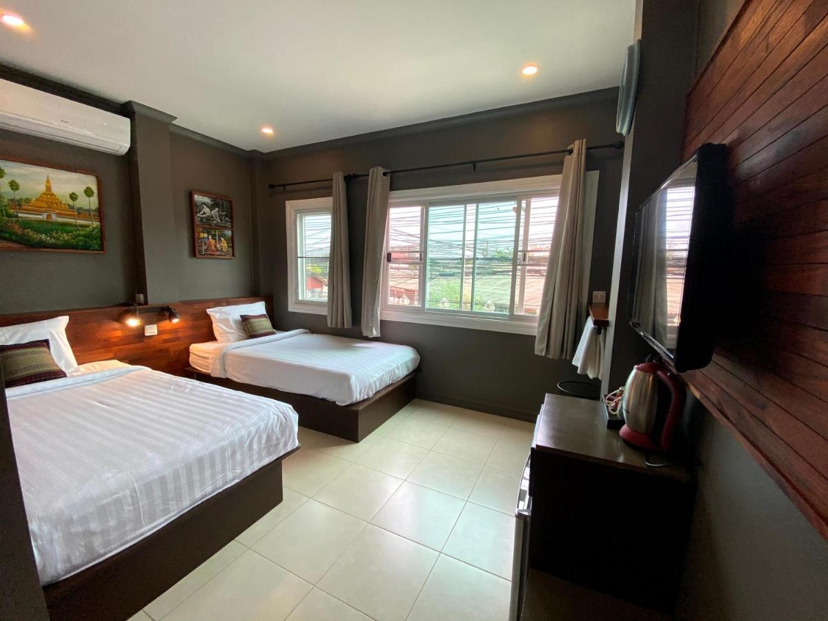 Patuxay Place Vientiane Dış mekan fotoğraf