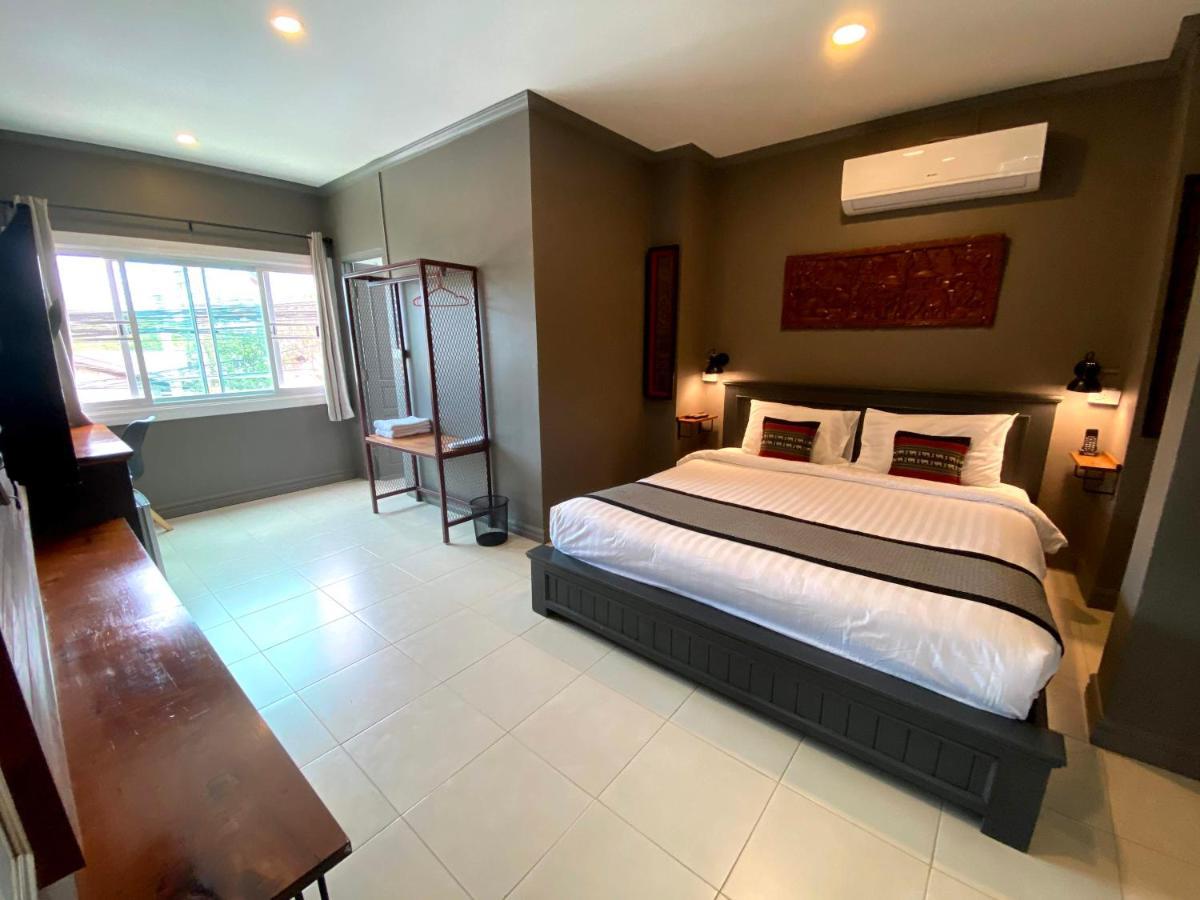 Patuxay Place Vientiane Dış mekan fotoğraf